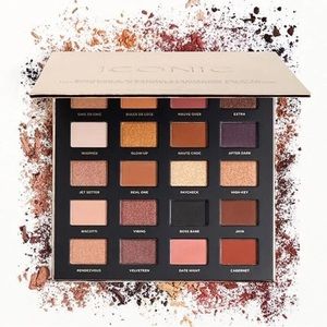 NEW 🆕 Iconic London BOOMING & GLEAMING EYESHADOW Palette 20 shades!!